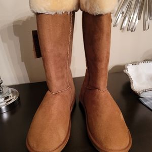 Apres Chestnut Faux Fur Trim Boot